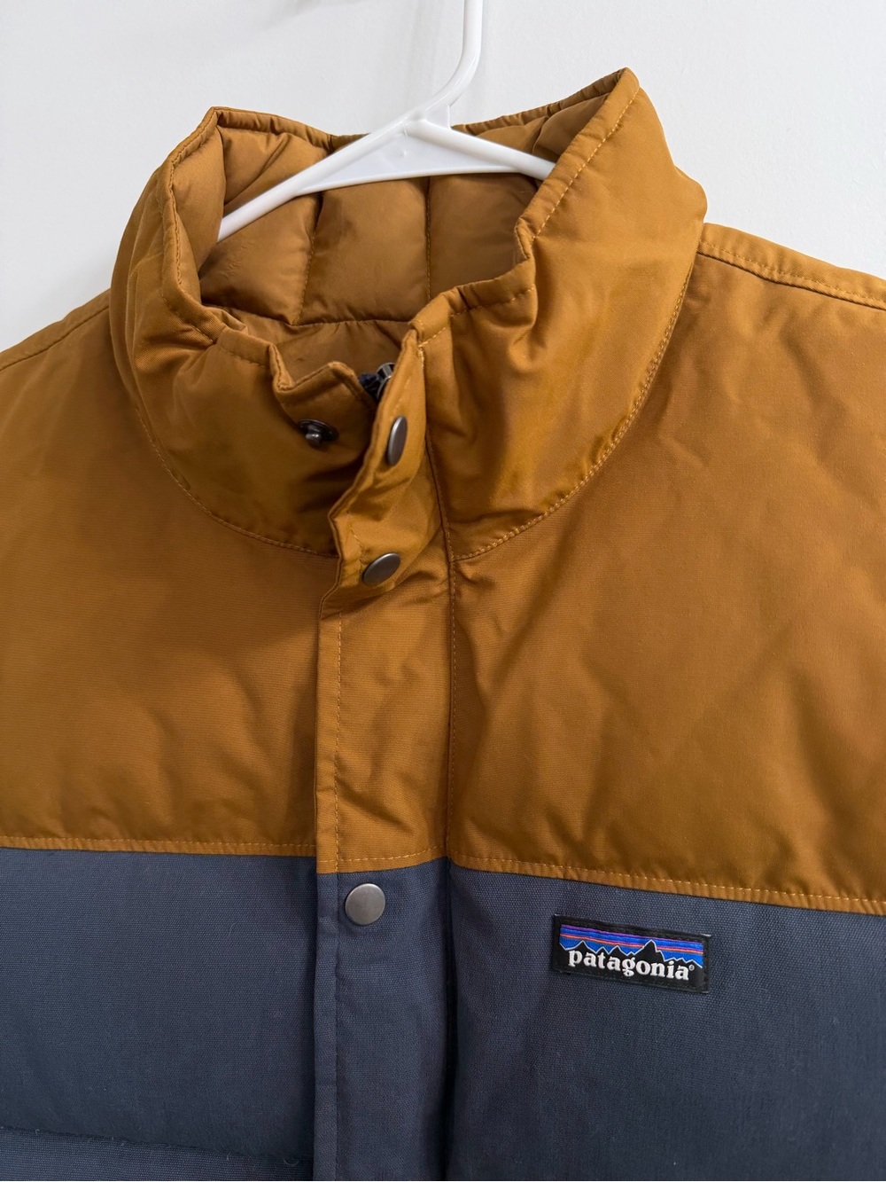 NWOT Men’s Patagonia Bivy Down Vest Size L - Picture 2 of 11